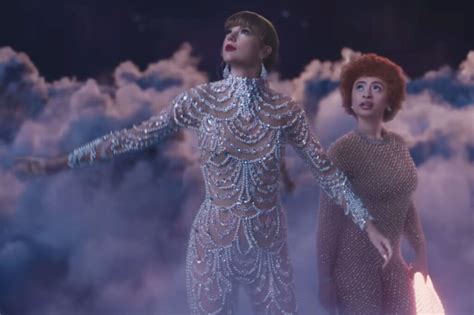 May 27, 2023 · Taylor Swift said as she trained for her epic Eras Tour earlier this year, the artist whose music helped her get ready for the close to four-hour shows was Ice Spice. She said at the same time ... 
